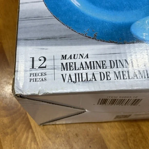 NWOT.  Laurie Gates, 12 piece, melamine dinnerware set. - Picture 2 of 11